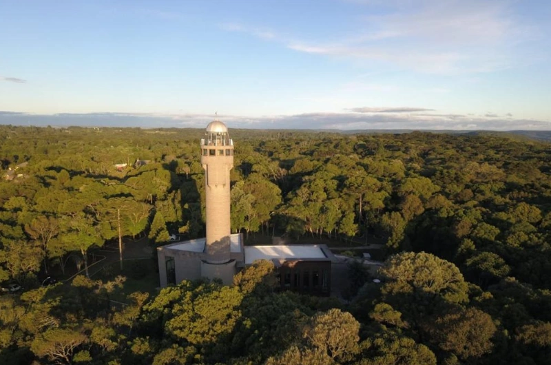  Cervejaria Farol